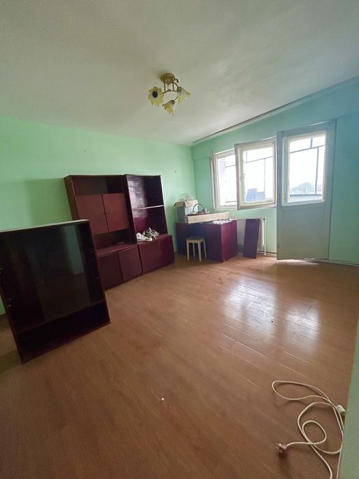 Apartament de vanzare cu 4 camere, Calarasi