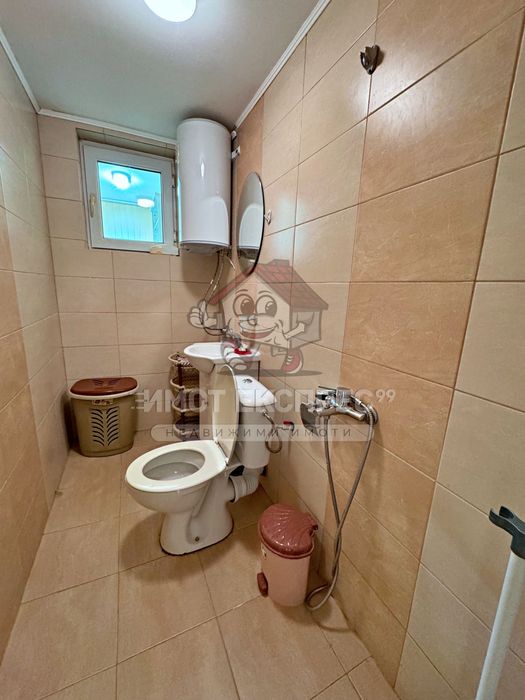 Дава се под наем Тристаен апартамент в Асеновград - 80 кв.м за 398.82 € - Снимка #11
