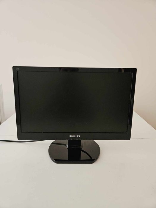 Монитор Philips 19"