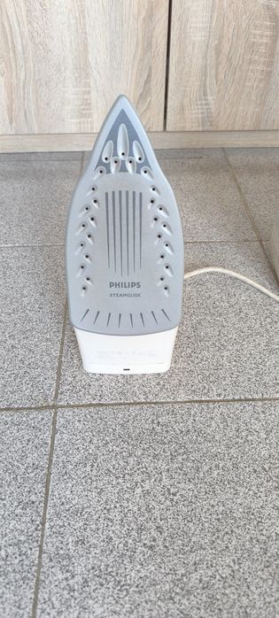 Philips EasySpeed парна ютия (2000W)