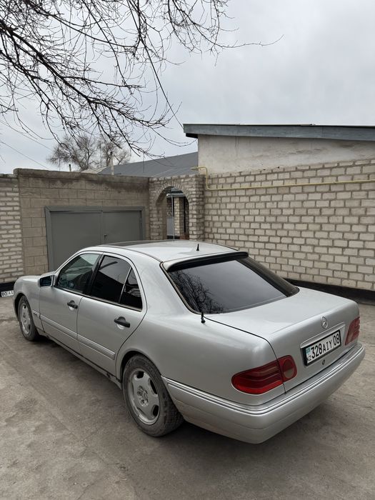 Машина продается