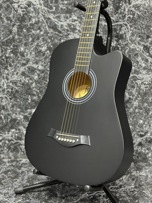 Gitara akustika skidka
