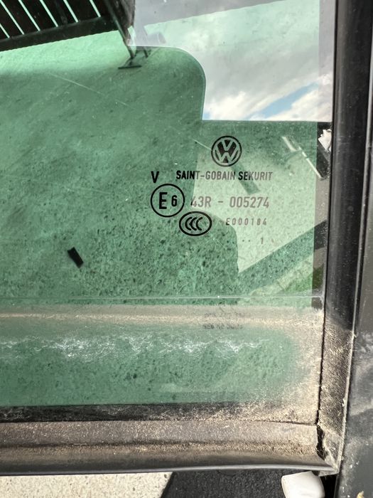 Geam mic portiera stanga dreapta spate pt vw passat cc