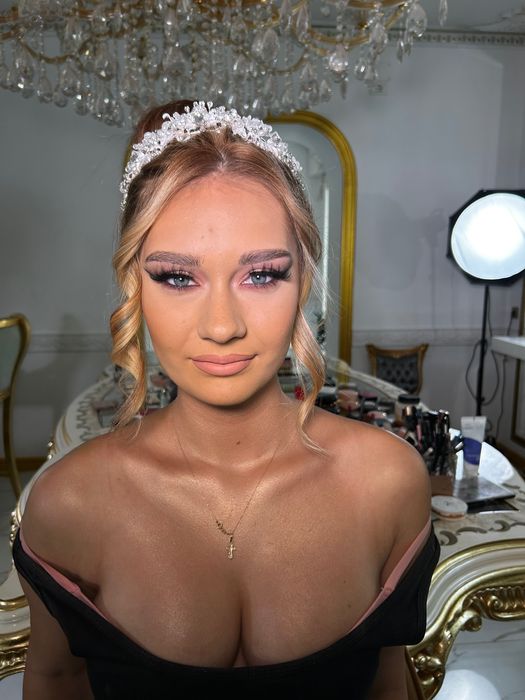 Make up artist București Avrig