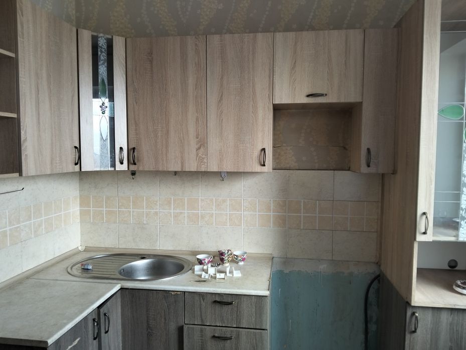 Кухонный гарнитур срочно