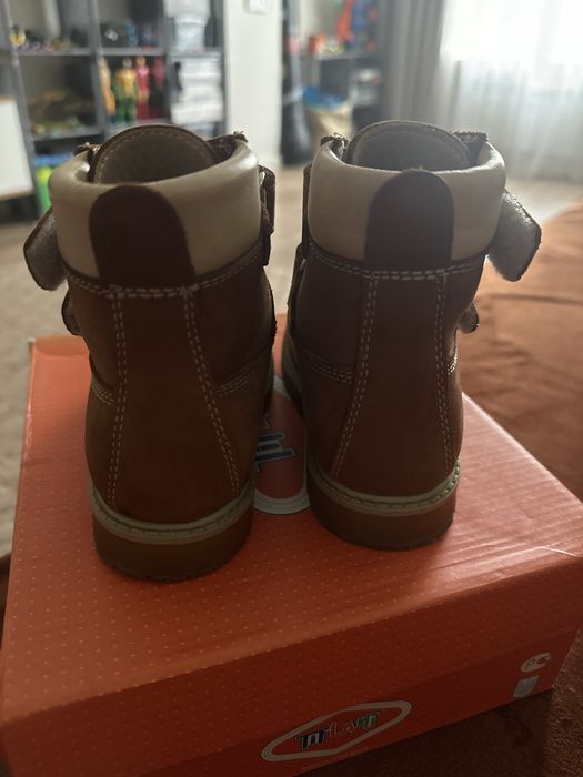 Продам  детские ботинки tiflani, 23 размер