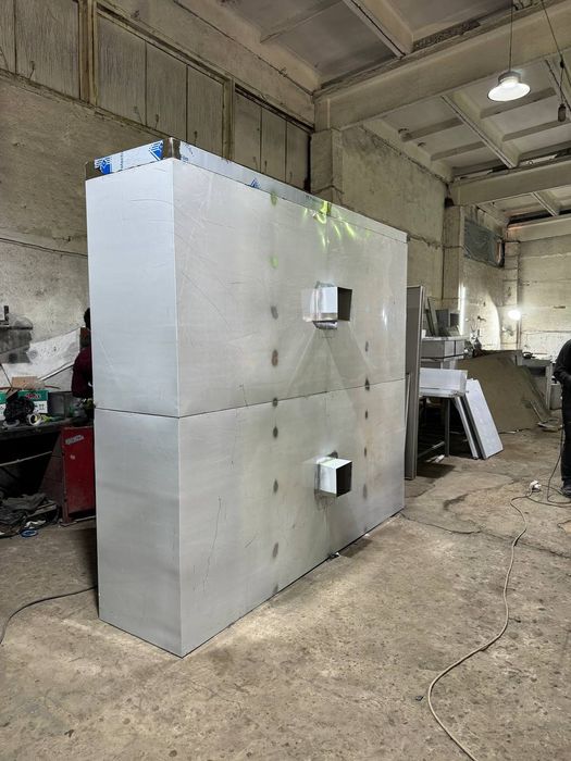 Нержавеюшие столы 550000