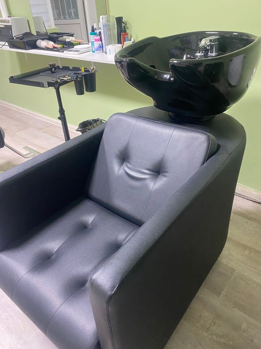 Продам парикмахерское оборудование