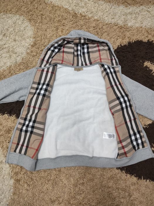 Bluză Burberry Nouă