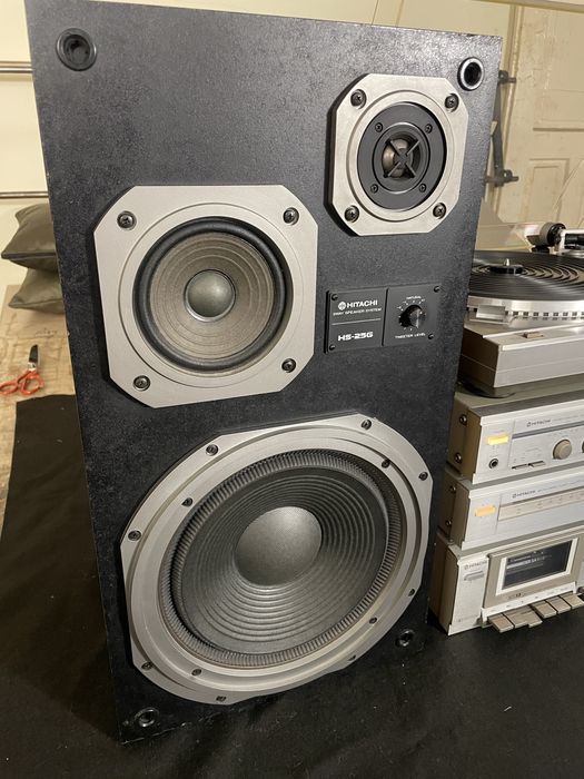Hitachi грамофон усилвател дек тонколони