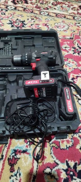 Шуруповёрт с отбойником