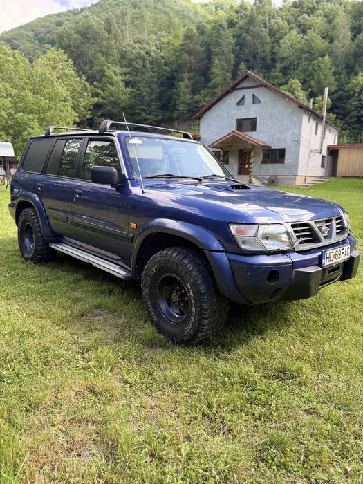 Nissan Patrol 2.8 TD6 - Autoutilitara 4 locuri