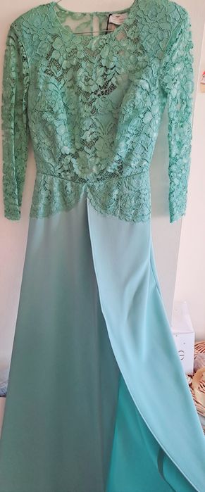 С етикет Elisabetta Franchi  оригинална официална рокля