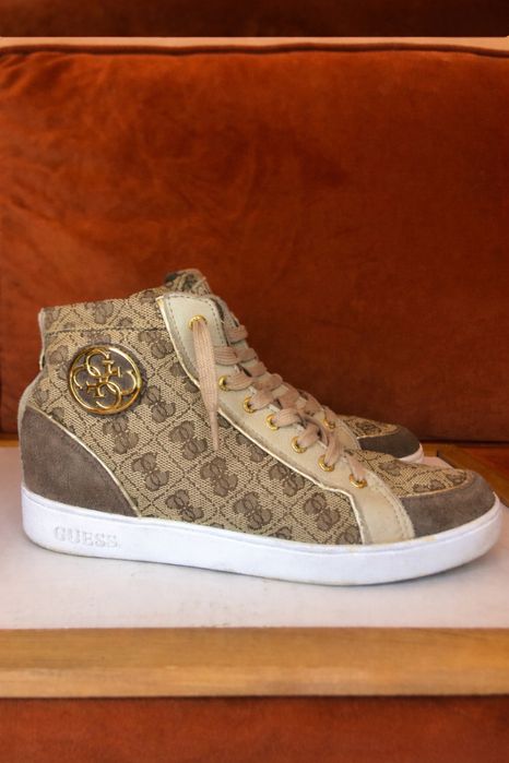 Lot Adidasi stare foarte buna