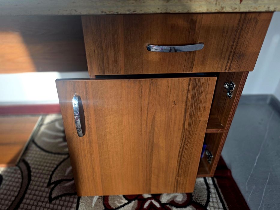 Письменные столы