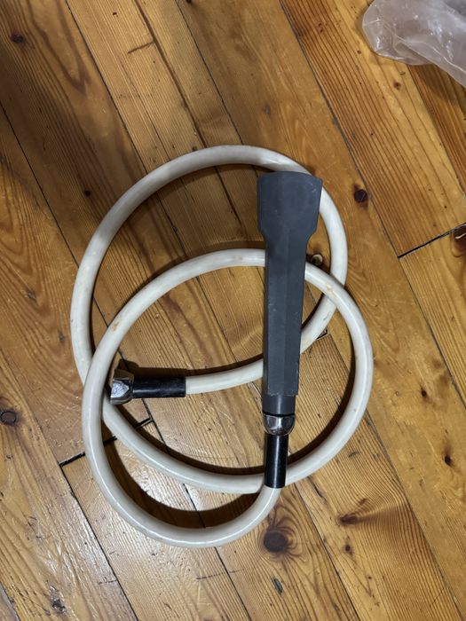 Лейка со  шлангом