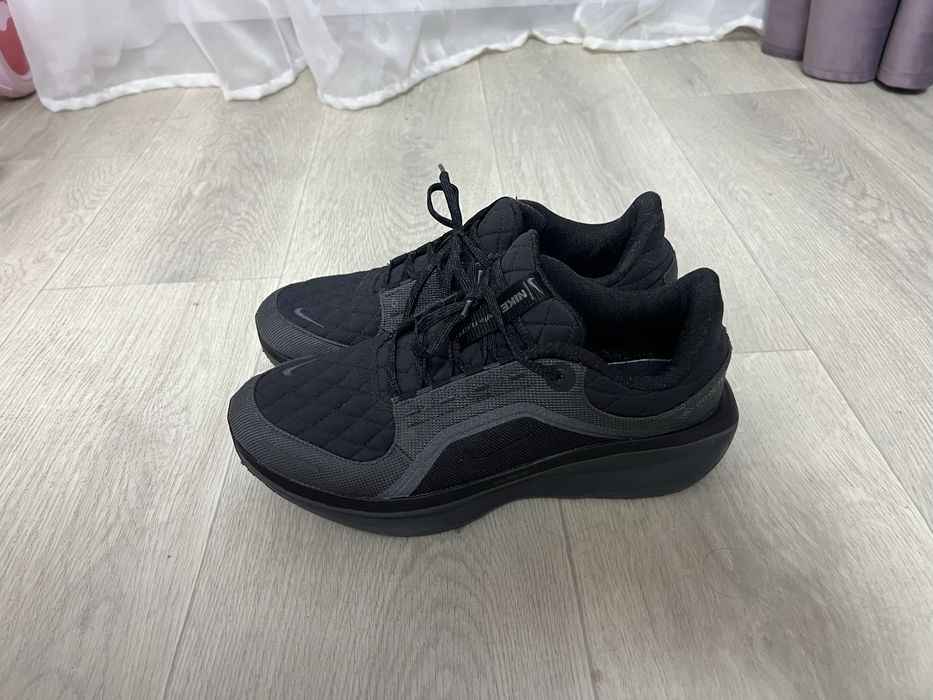 Продам кроссовки NiKe