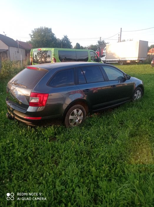 dezmembrez Skoda Octavia 3 2015 1.2 TSI 6 trepte 105 cp motor cjz