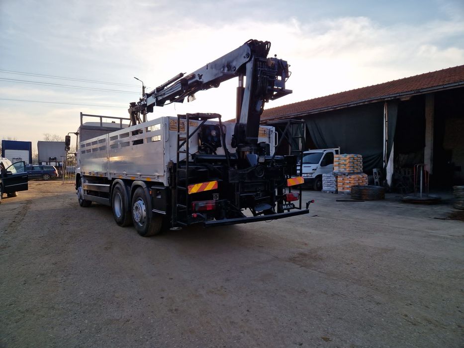 Vand camion cu macara MAN
