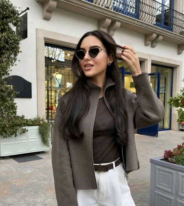 Яке с размер кафяво