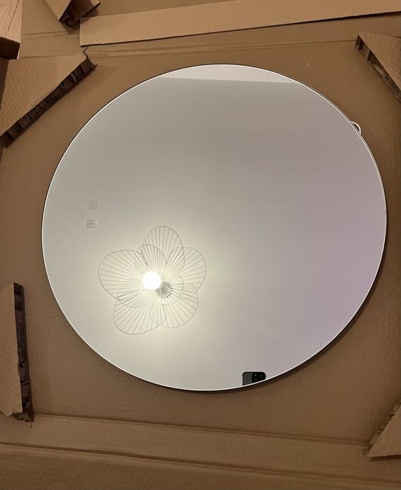 Oglinda baie cu led si dezaburire. Noua