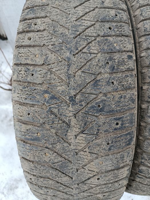 Продам шины на 15