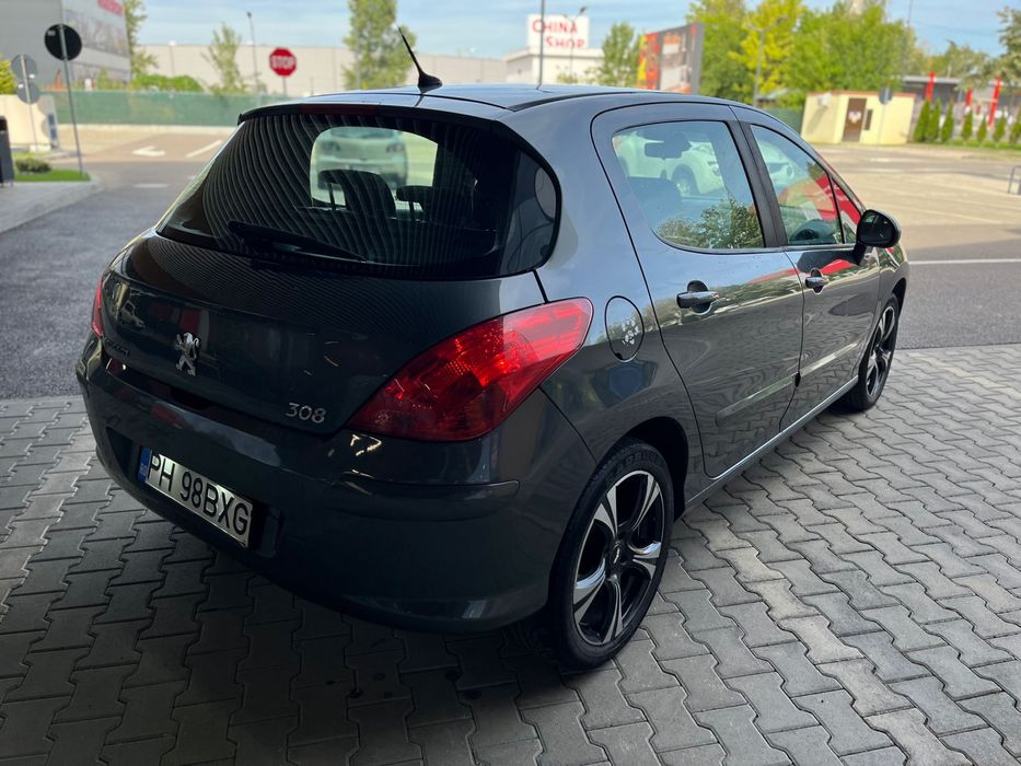 Vând Peugeot 308