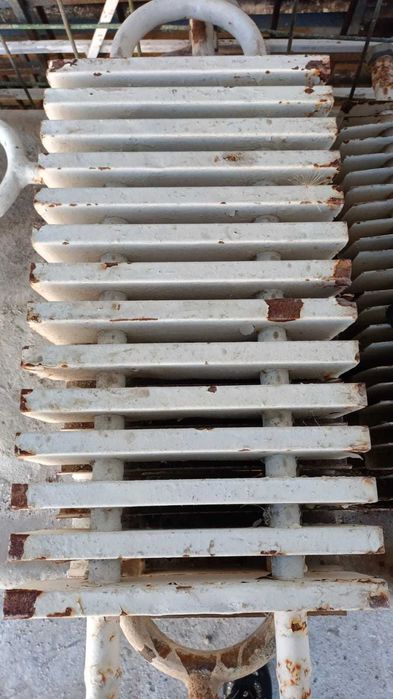 продаются  отопительные батареи