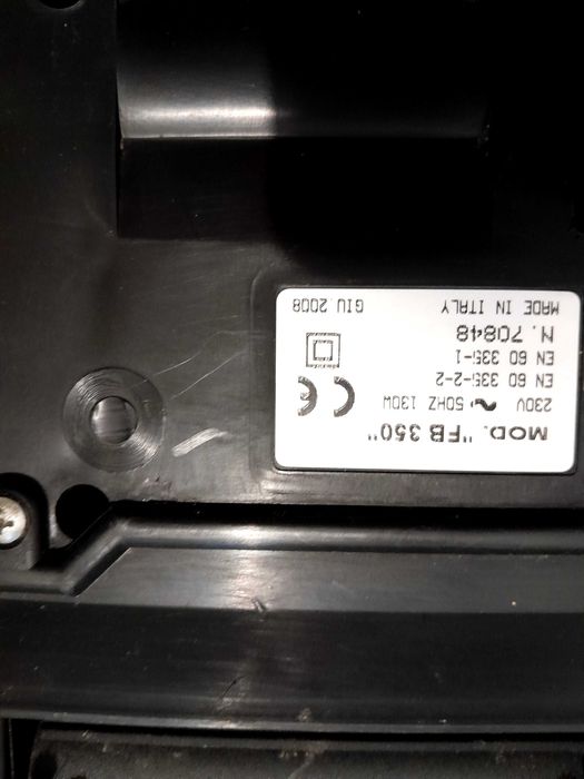 Matură electrică atașabila la aspirator