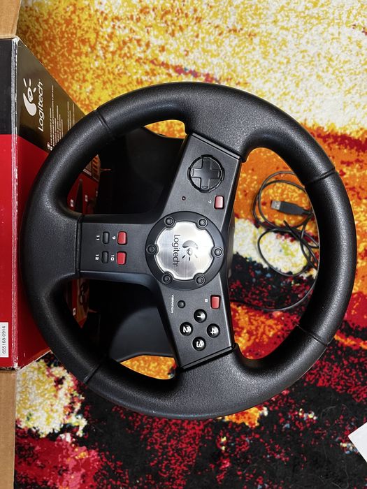 Volan gaming PC Logitech