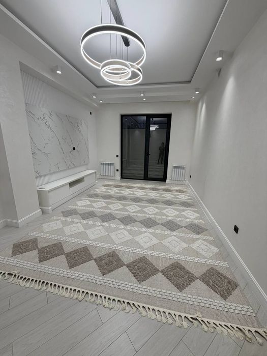 Продам евро дом Циалковском 2 сотки 4 уровня 6 комнат 460м2