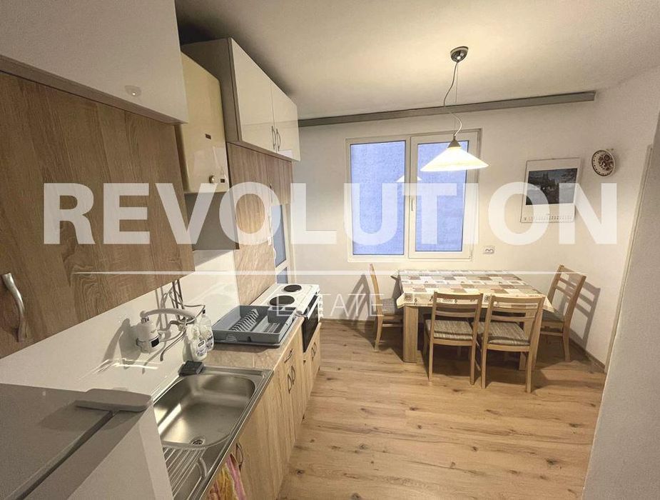 Дава се под наем Многостаен апартамент в Варна, Нептун - 120 кв.м за 700 € - Снимка #1