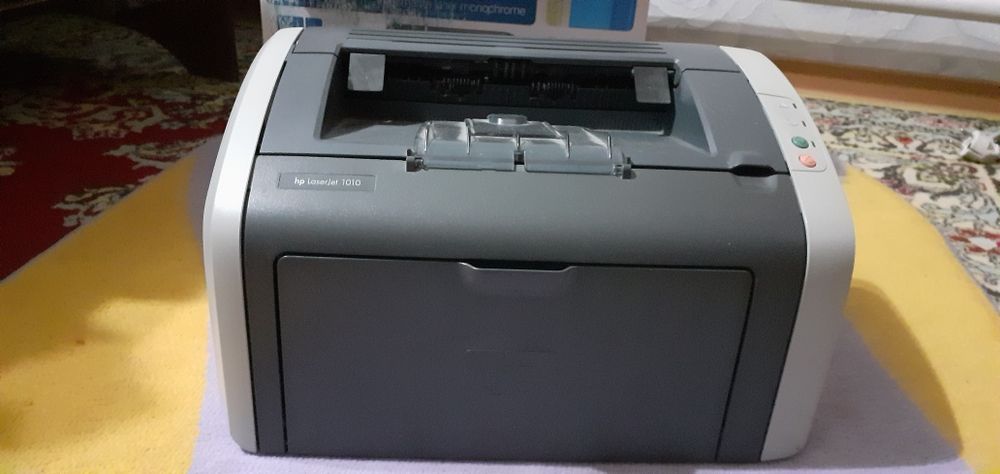 Продам принтера самсунг и hp