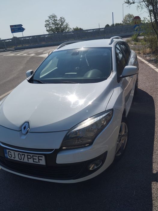 RENAULT Megane 2013 — imagine 2