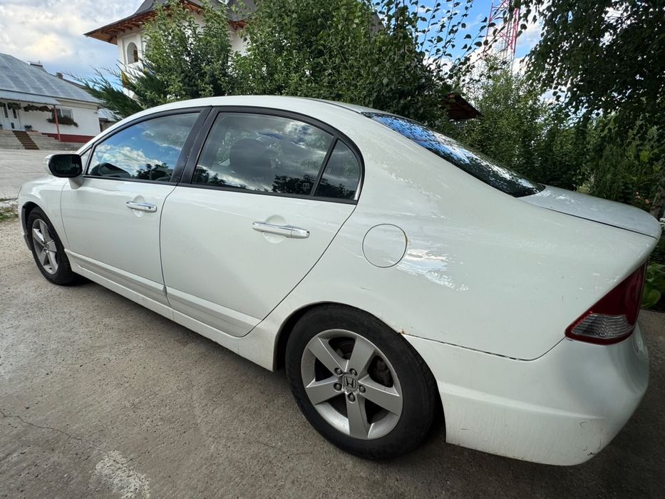 Vând Honda Civic