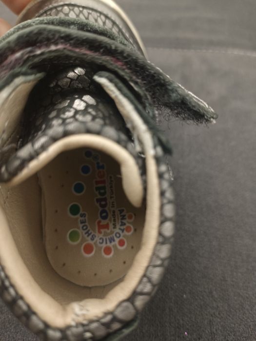 Осенние детские ботинки