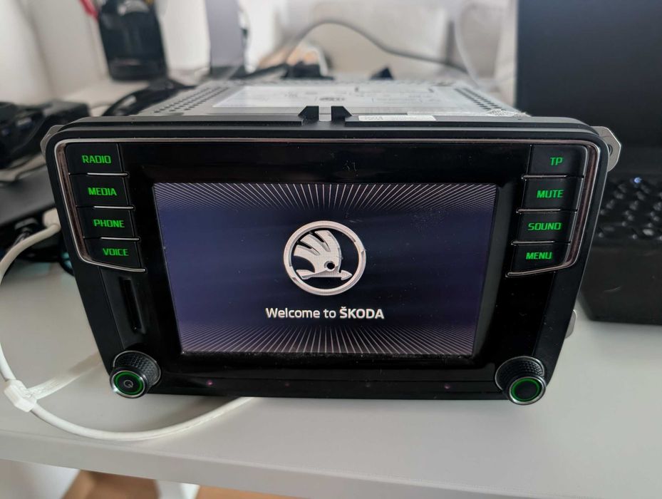 MIB2 PQ Skoda Superb Yeti Octavia Butoane Verzi 5L0035200