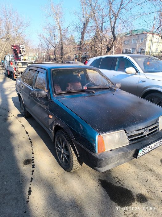 Продам машину ваз 21099