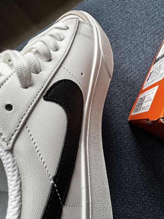 Продам кроссовки