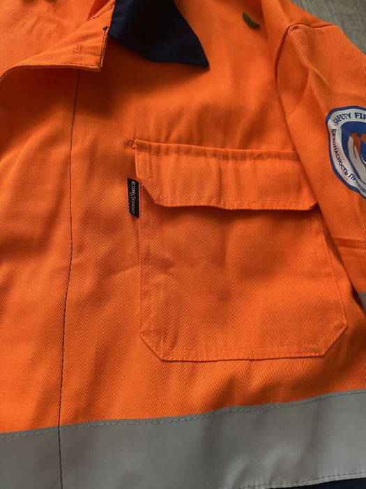 Продам спецодежду (робу) новую Велесстрой