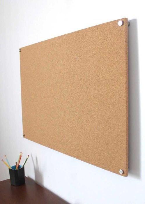 Пробковая доска для заметок и объявлений