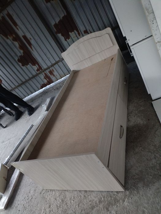 продаётся мебели и газ плита