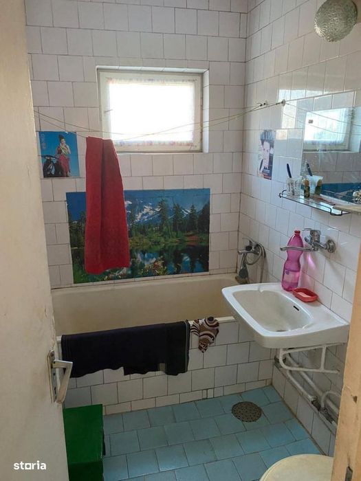 Apartament 2 camere de vanzare , Str Corvinilor , etaj 3 , 62.000 euro