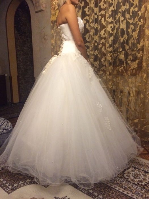 Продам свадебное платье