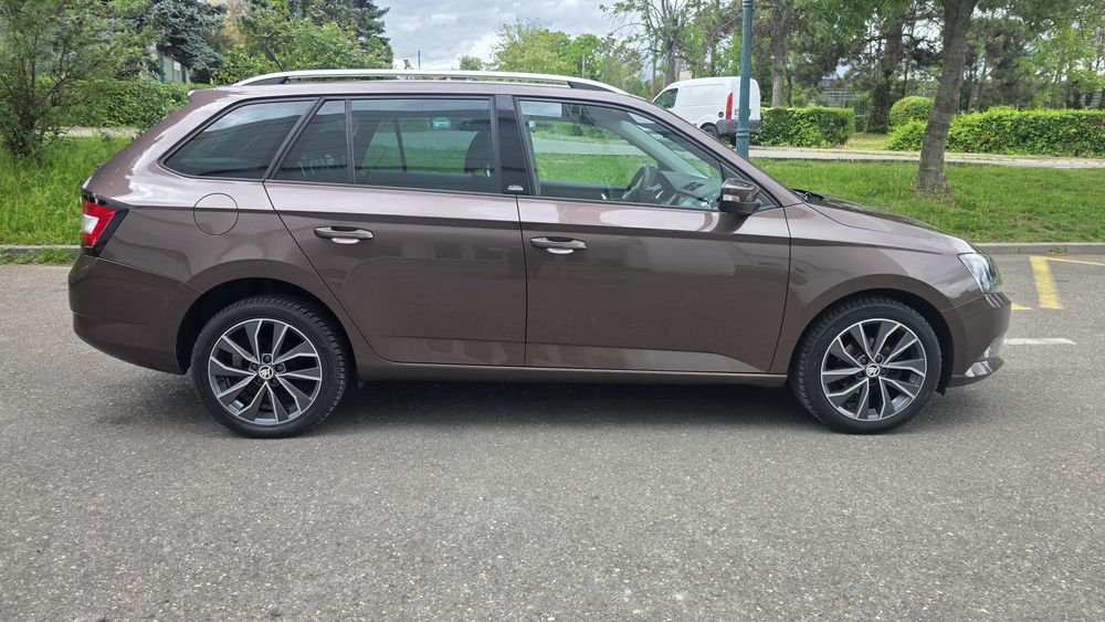 SKODA Fabia 2015 — imagine 3