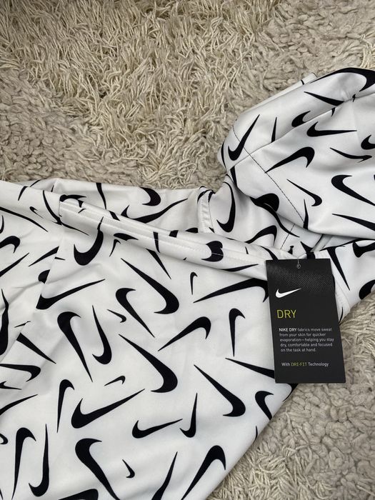 Анцунг Nike за тинейжър момиче дамска номерация S