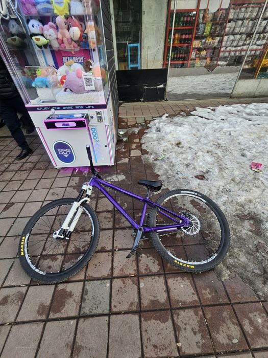 Продаю Canyon Stitched 360 НОВЫЙ ТОРГ фулл кастом