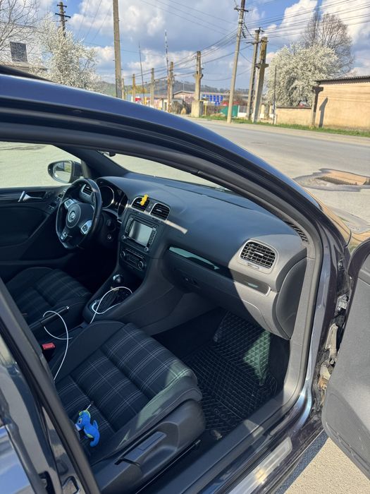 Volkswagen VW GOLF 6 GTD 2.0 Tdi  DSG Full Trapa Jante Cadiz