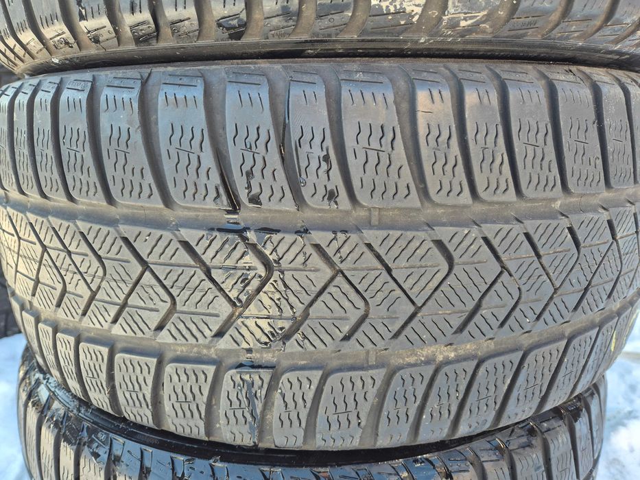4 Anvelope IARNA 235/45/18 - PIRELLI - STARE F BUNA DOT 2022