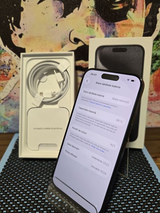 iPhone 15 Pro   .